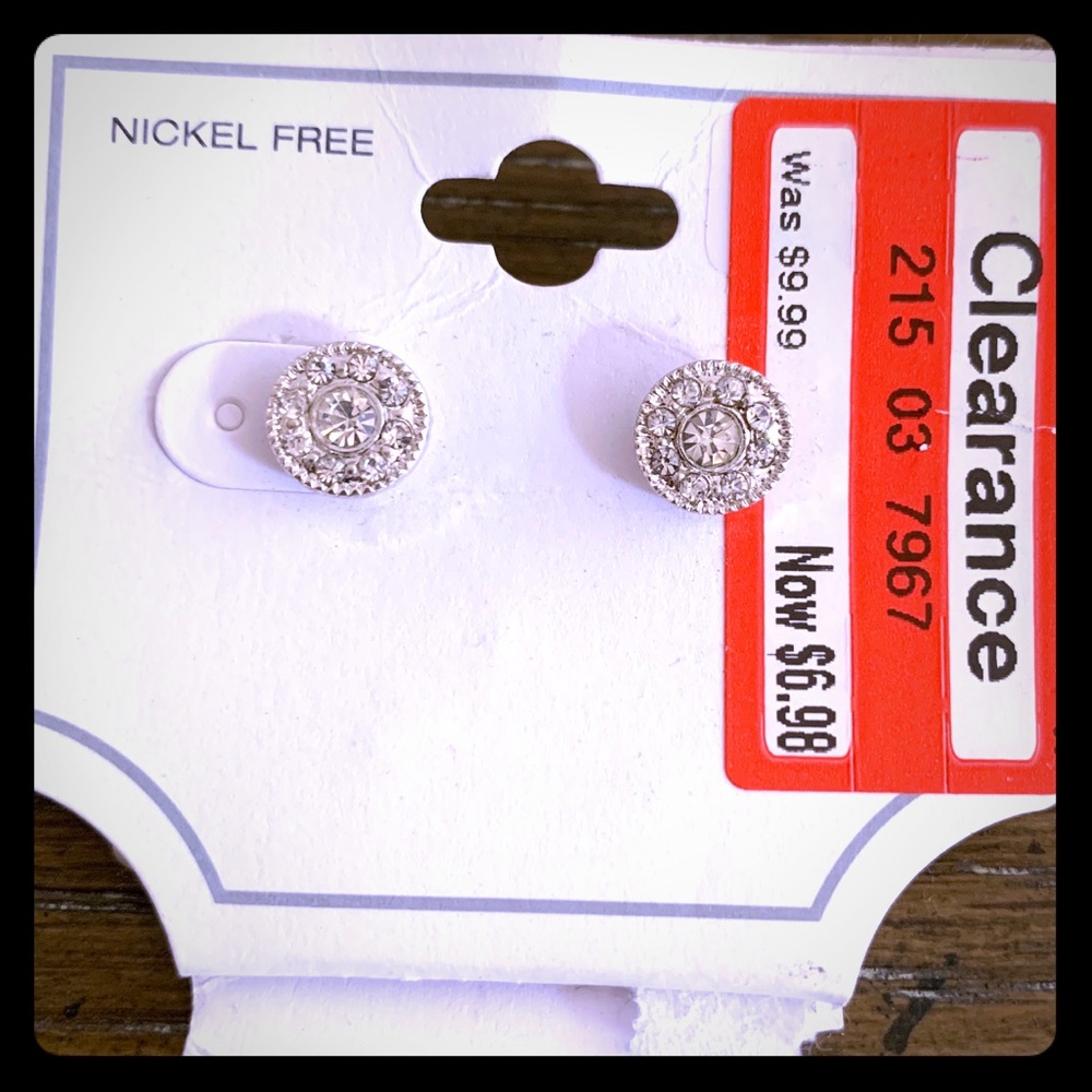 2 pairs of Rhinestone Stud Earrings